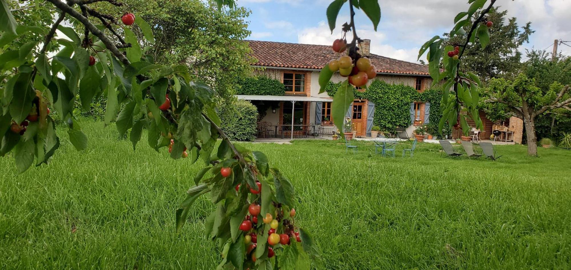 B&B La Ferme De Loubens מראה חיצוני תמונה